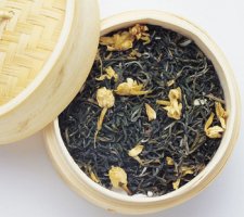 不同低等级与不同花色品种茉莉花茶的品质特征